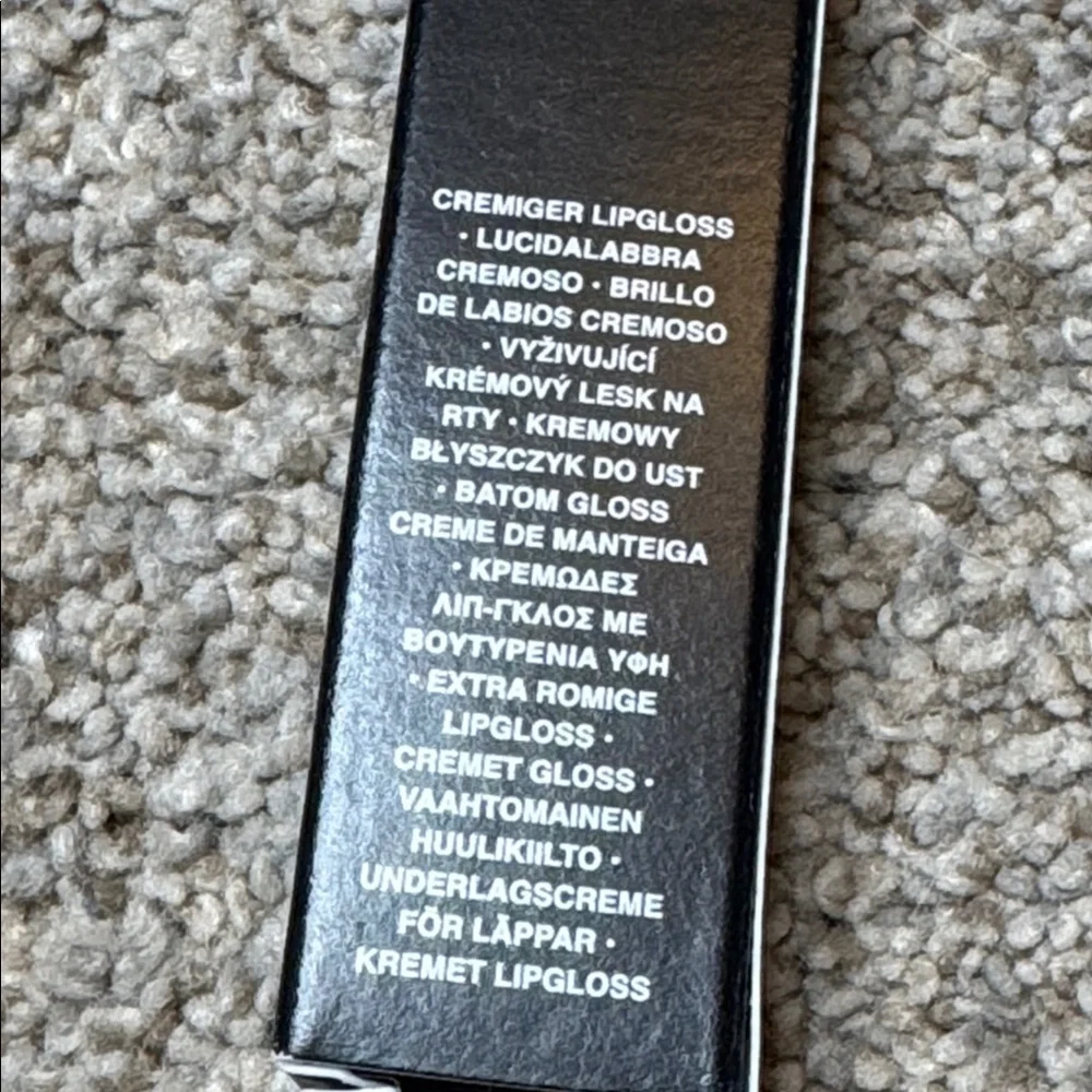 bareMinerals Gen Nude Buttercream Lip Gloss Heartbreaker NWT Full Size